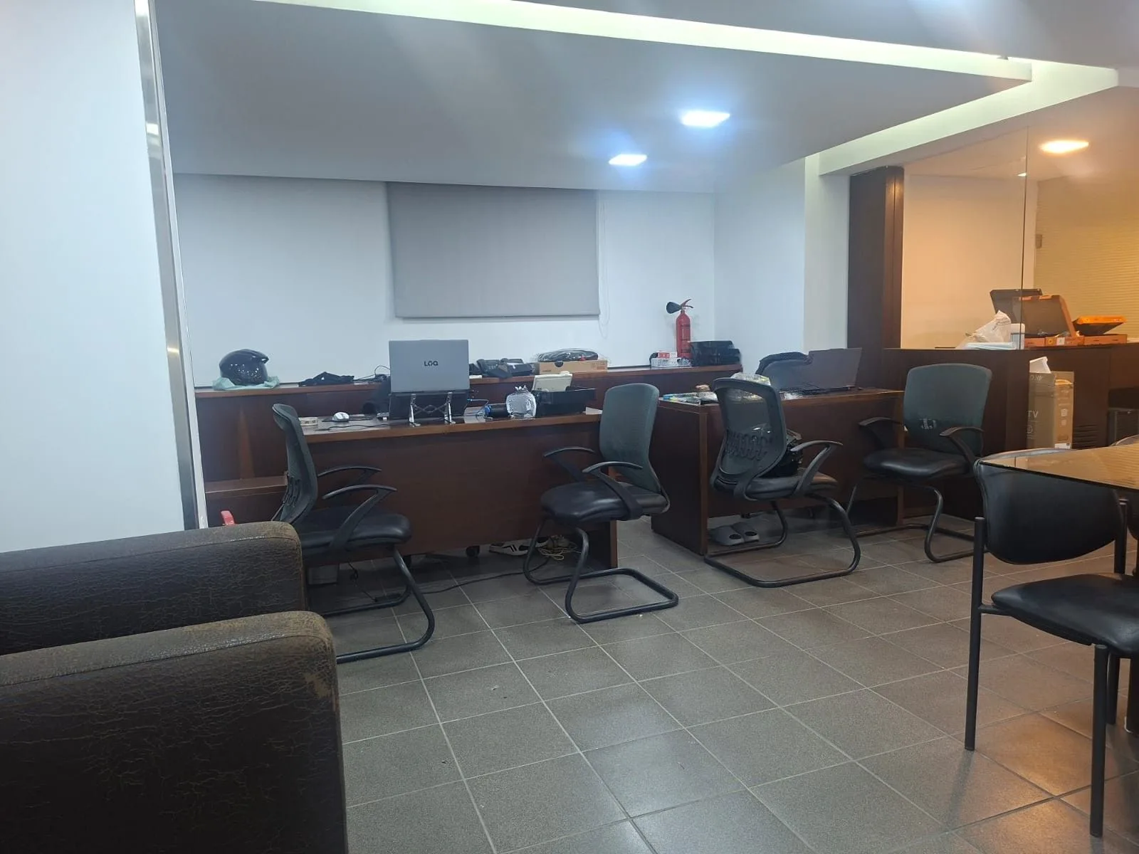 Shop for sale in Ain El Mreisseh, Beirut, Lebanon — الصورة 3