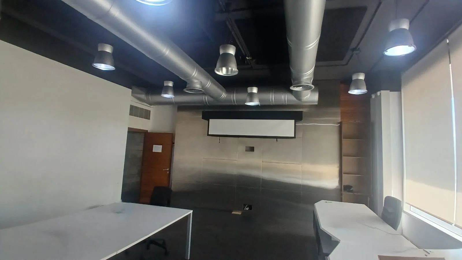 Office for Rent in Dbayeh — الصورة 10