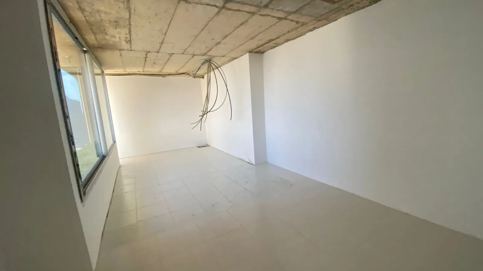 Office for rent in Antelias — الصورة 4