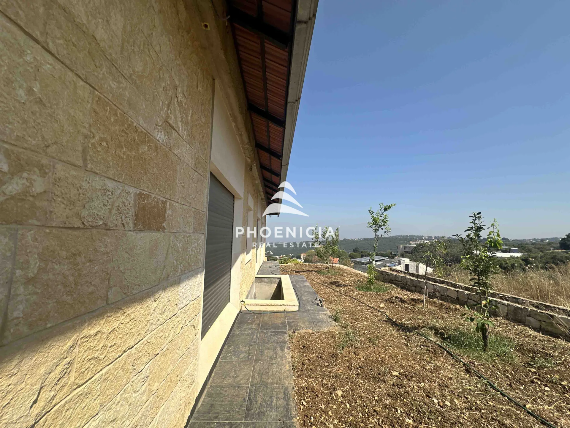 Villa for sale in Bejjeh, Lebanon — الصورة 6