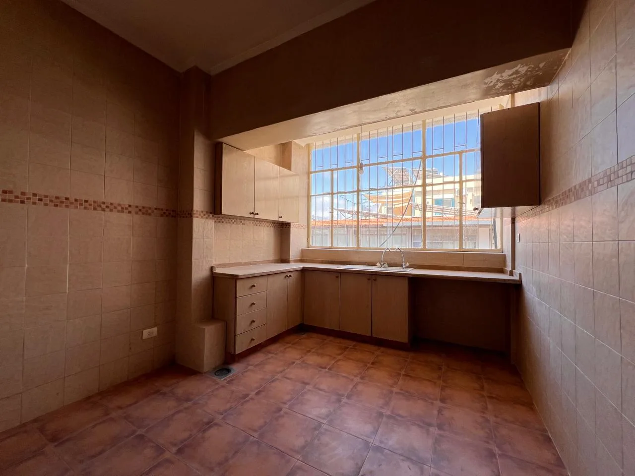 Apartment for Rent in Achrafieh — الصورة 10
