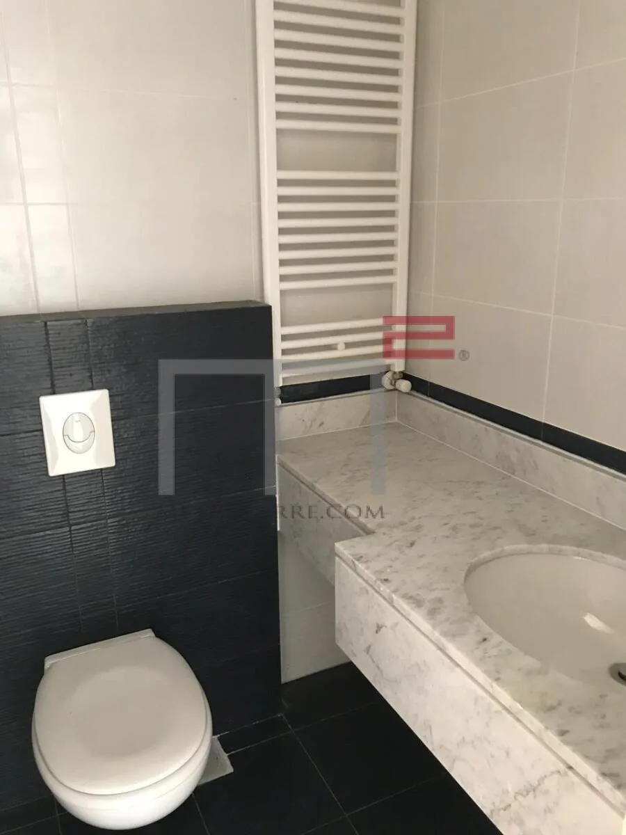 Apartment for Rent in Gemmayze — الصورة 2