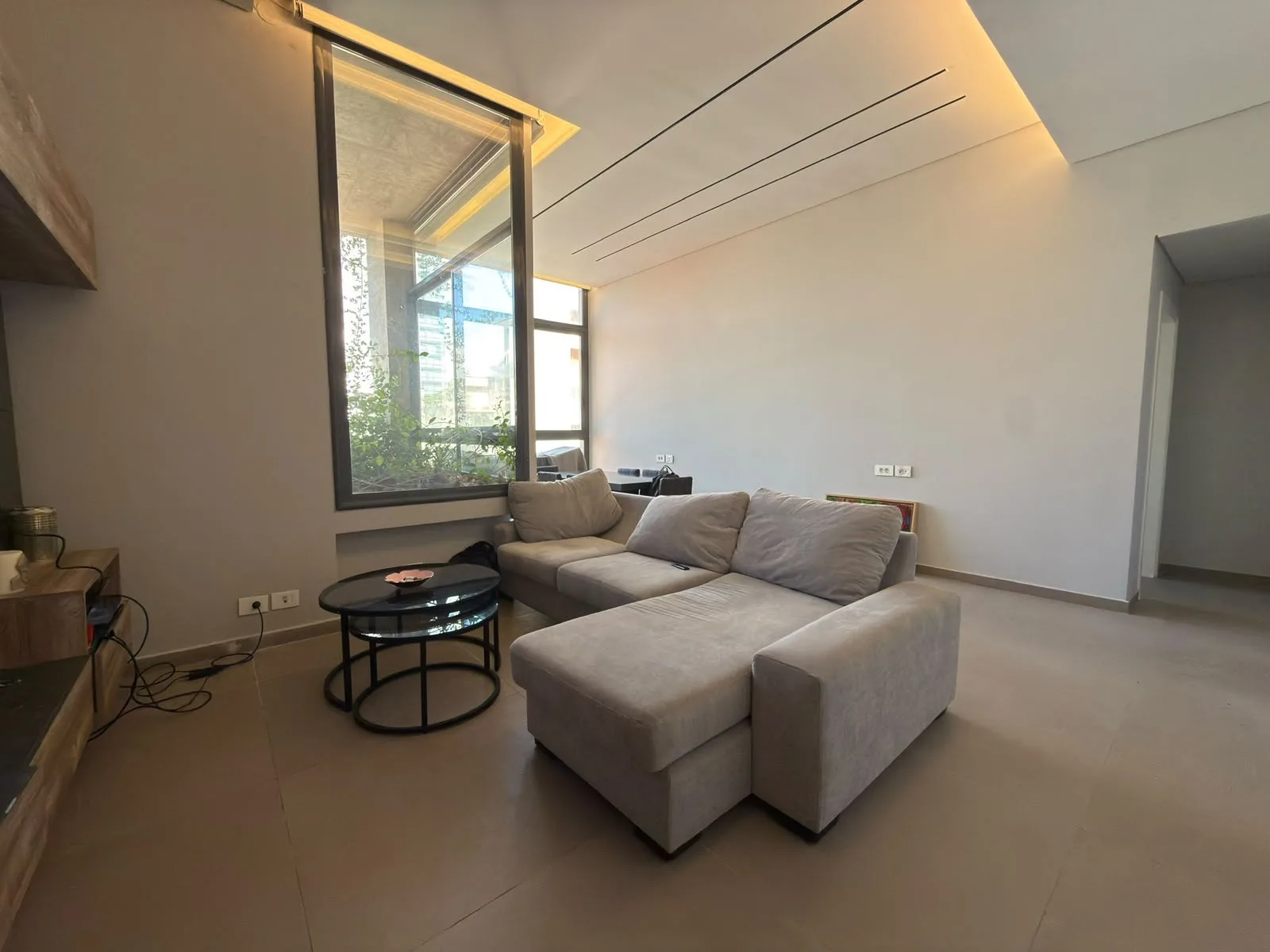 Loft for Sale in Achrafieh — الصورة 3