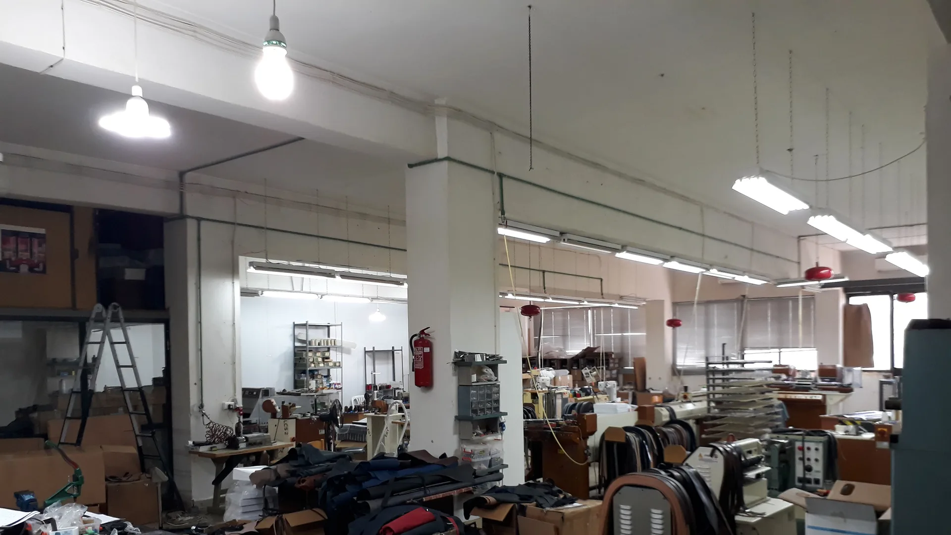 Showroom for Sale in Daoura, Lebanon