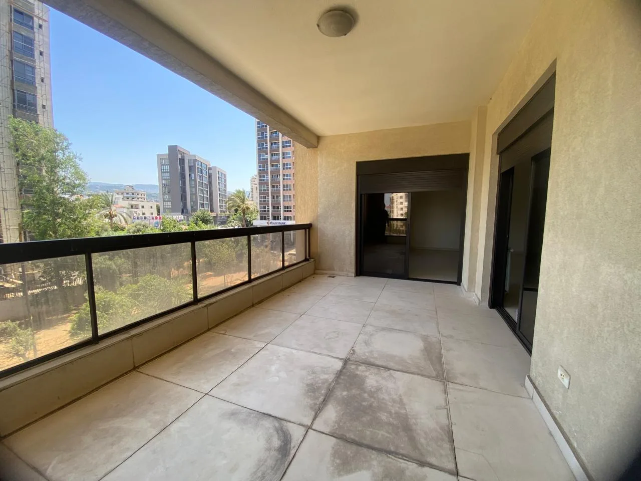 Apartment for Sale in Ain El Remmaneh — الصورة 4