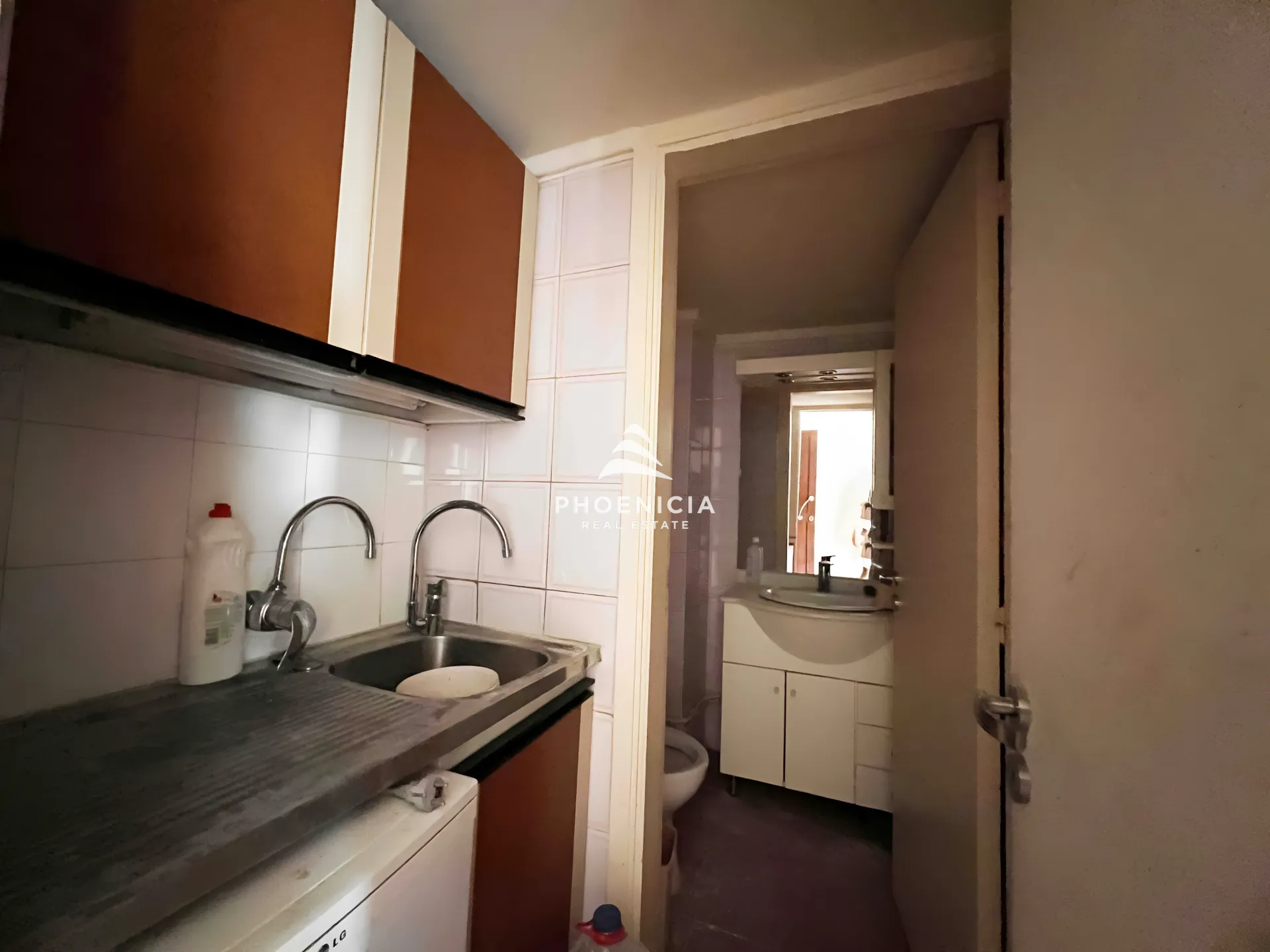 Office for Sale in Byblos