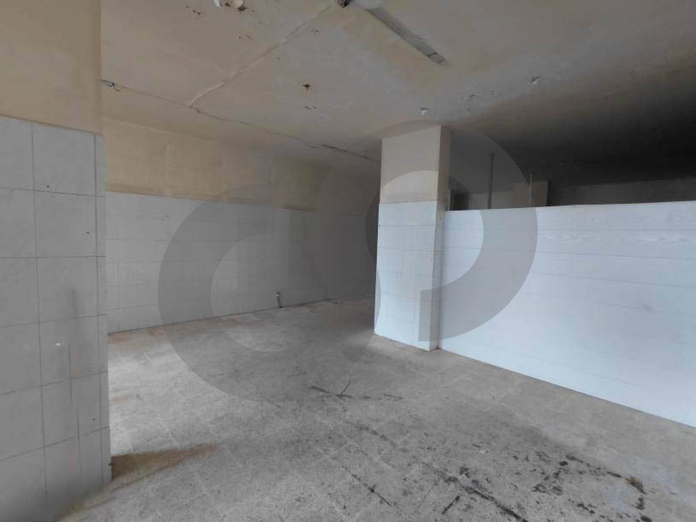 STRATEGIC LOCATION, WARE HOUSE FOR SALE, NEW RAWDA - METN — الصورة 2