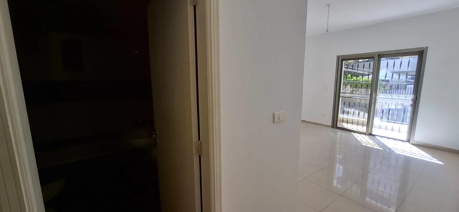 Apartment for Sale in Qornet El Hamra, Lebanon — الصورة 9