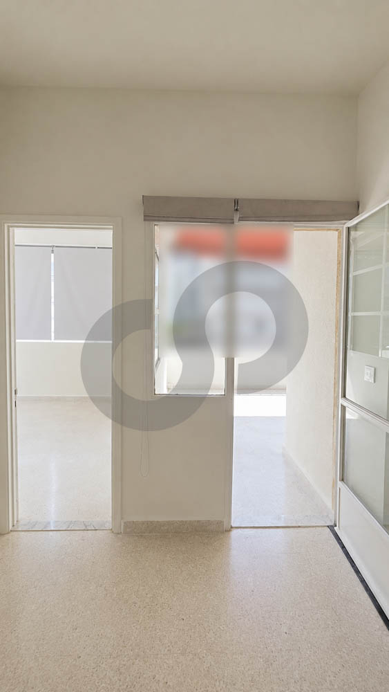 Spacious, fully renovated apartment in the heart of Antelias — الصورة 2