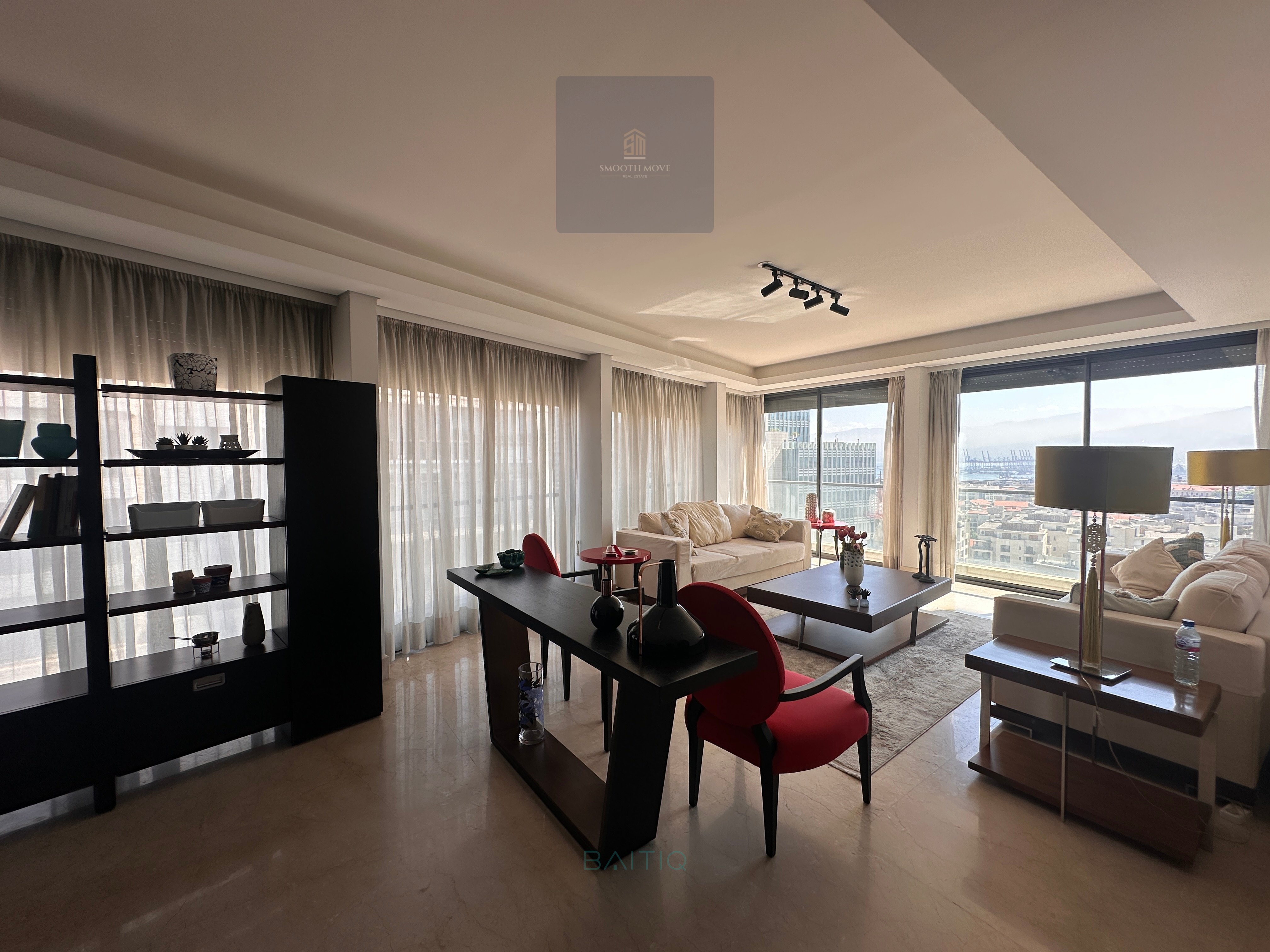 Furnished Seaview Duplex with Terrace For Rent in Clemenceau, Beirut — الصورة 9