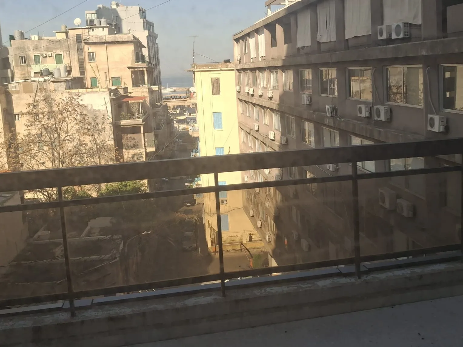 Office for sale in Saifi Village — الصورة 4