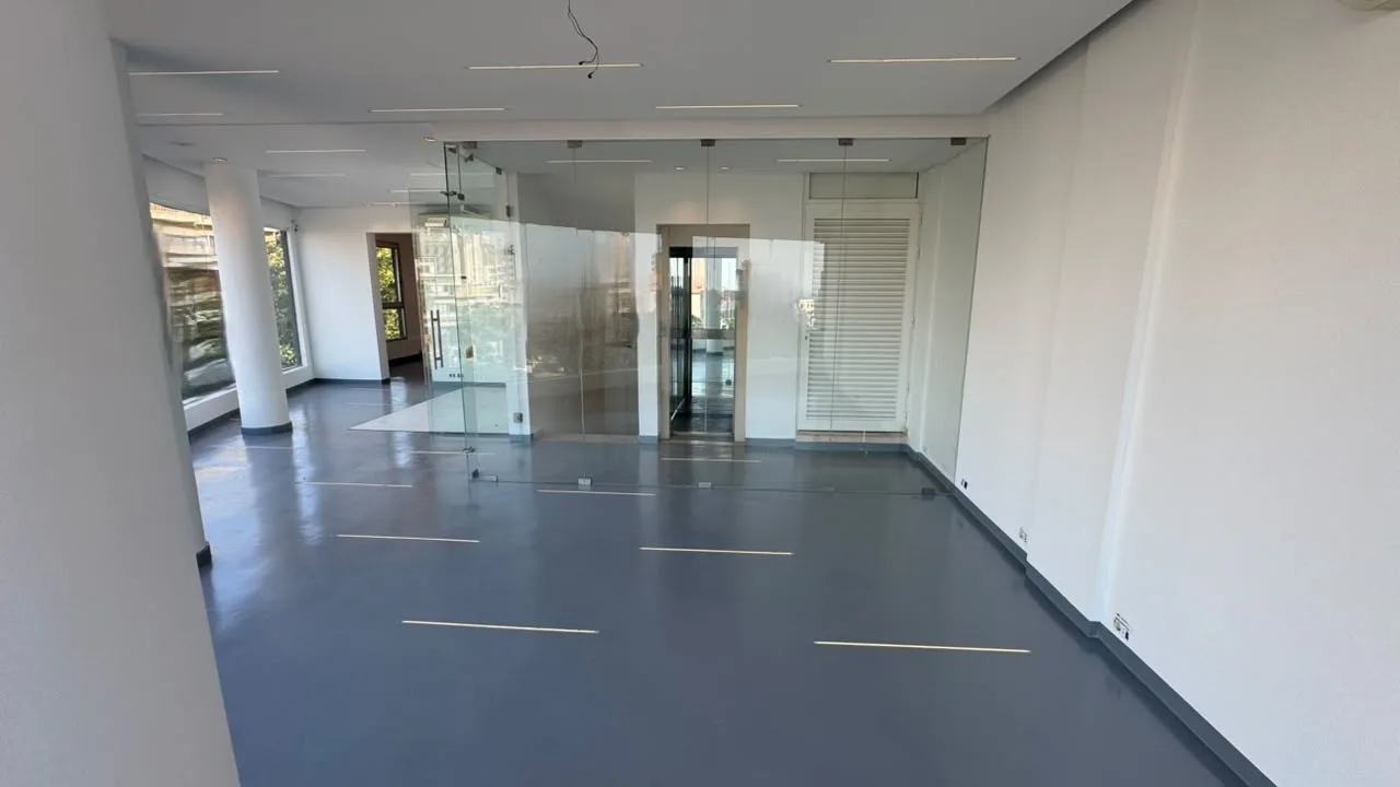 Office for Rent in Achrafieh — الصورة 1