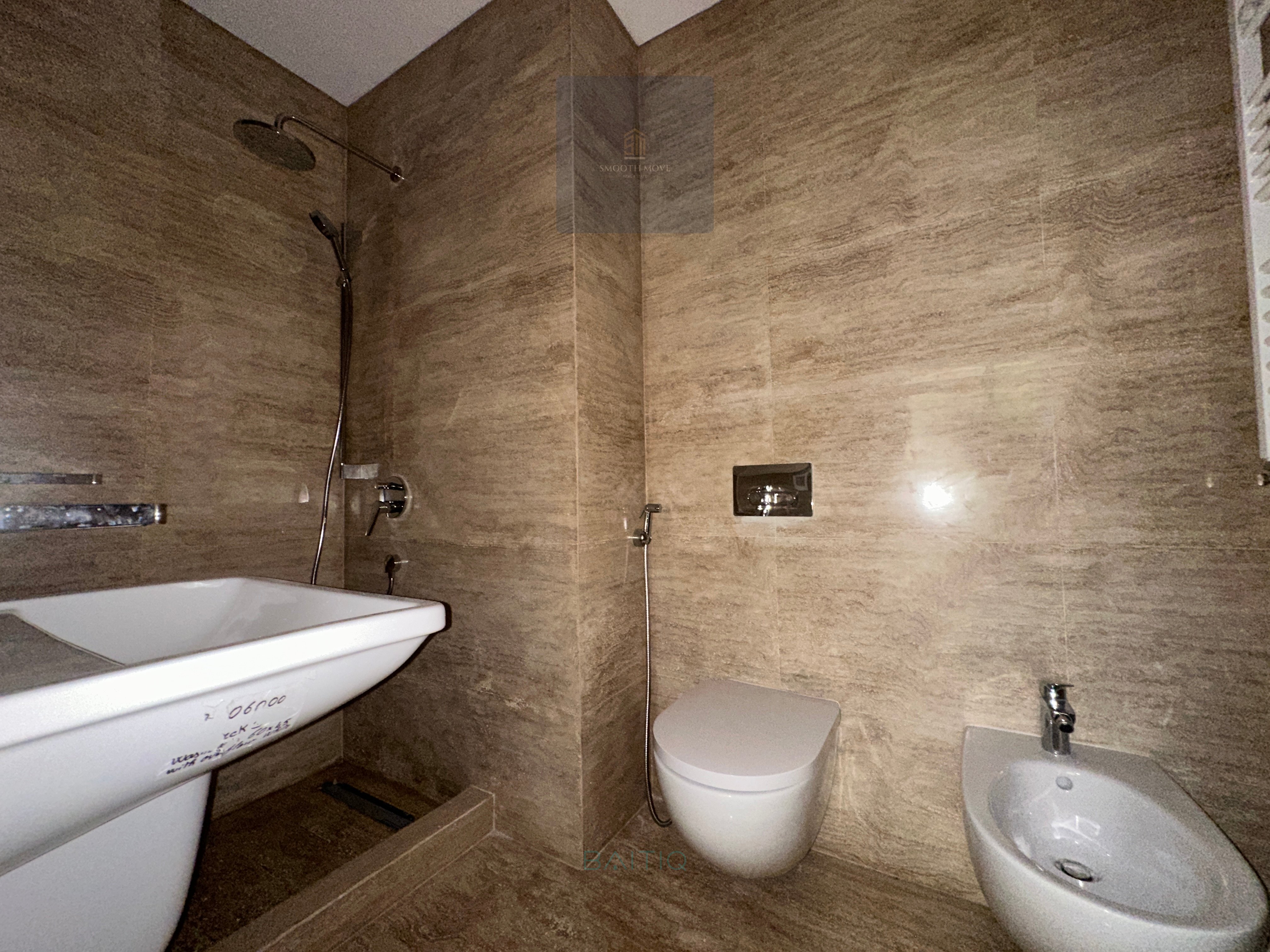 Lovely Ground-Floor Duplex Apartment for Sale in Saifi, Beirut — الصورة 9