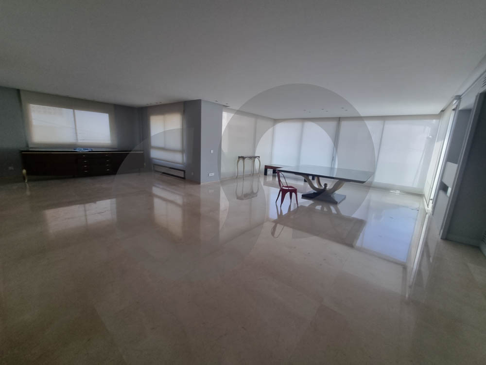 FULLY DECORATED, PRIME LOCATION, TALLET EL KHAYYAT-BEIRUT — photo 2