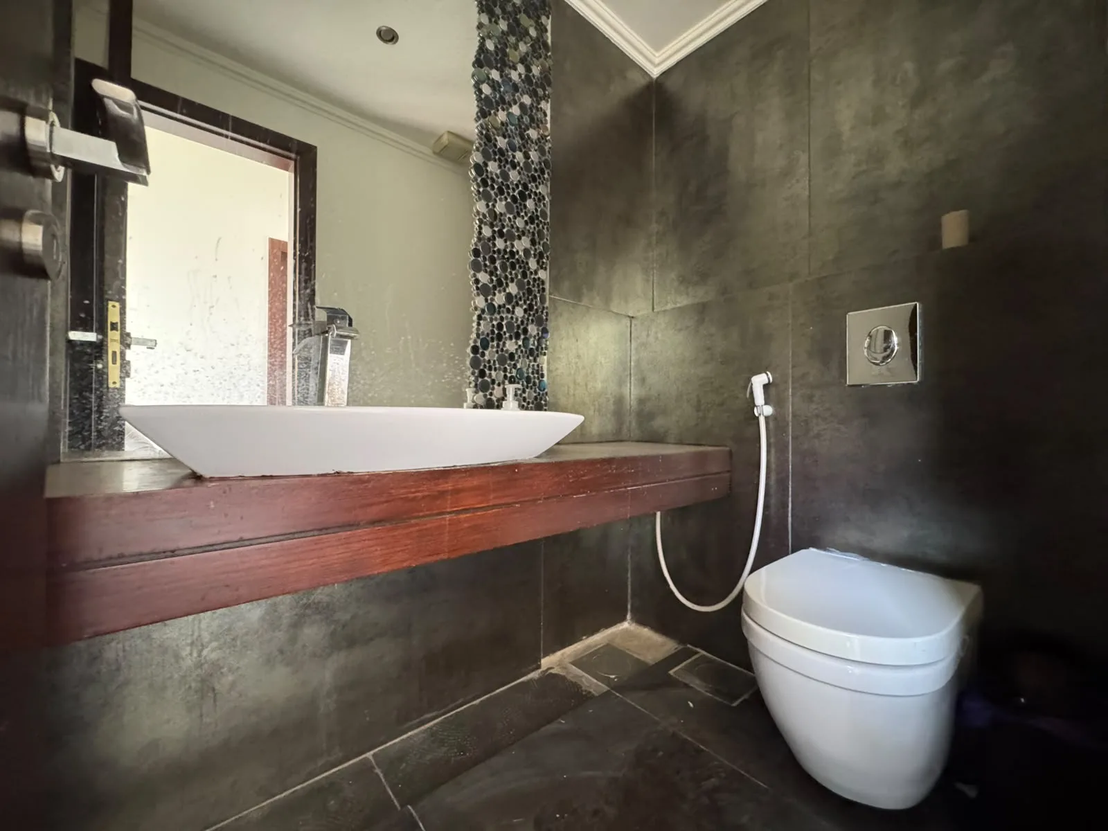 Loft for Rent in Beit Meri — الصورة 10