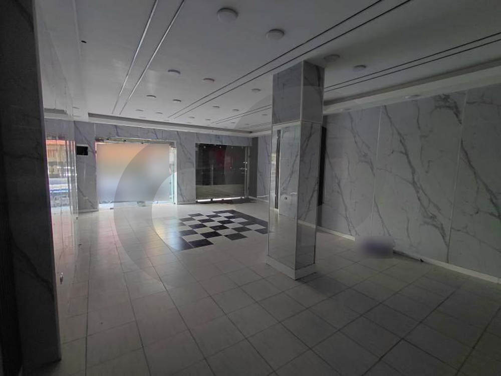 SHOP FOR RENT, TWO FACADES, BURJ HAMOUD-METN — الصورة 3