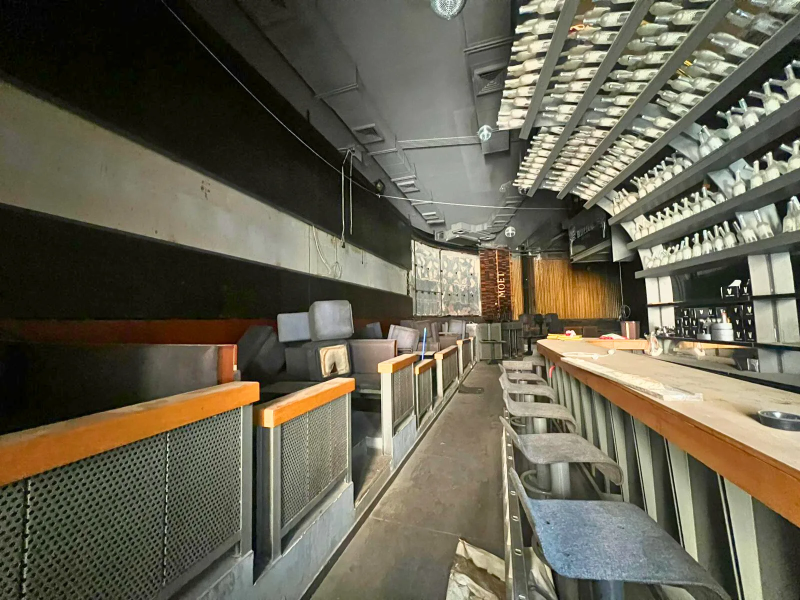 Restaurant for Rent in Monot, Beirut, Lebanon — الصورة 1