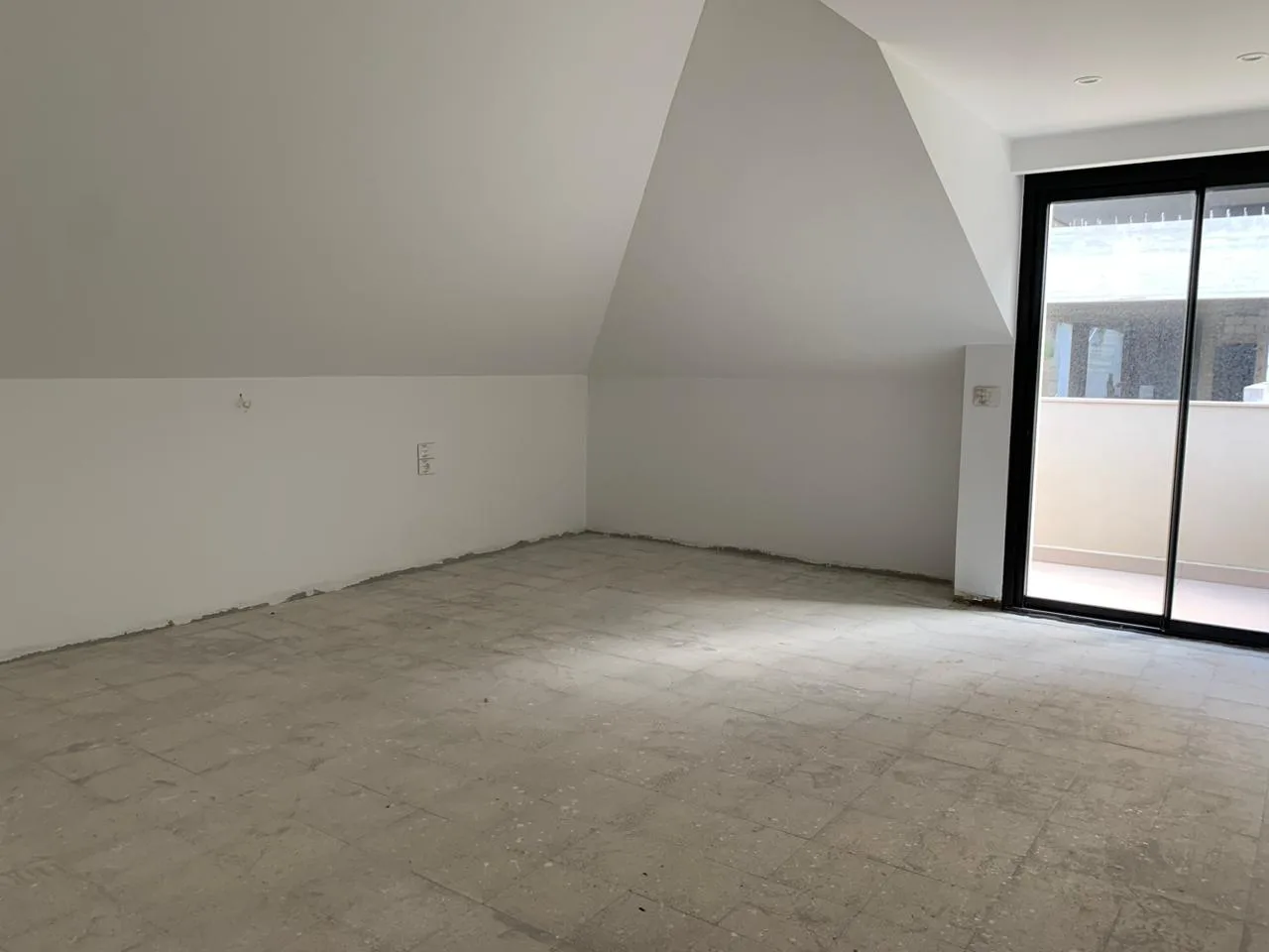 Apartment for Sale in Montiverdi, Lebanon — الصورة 4
