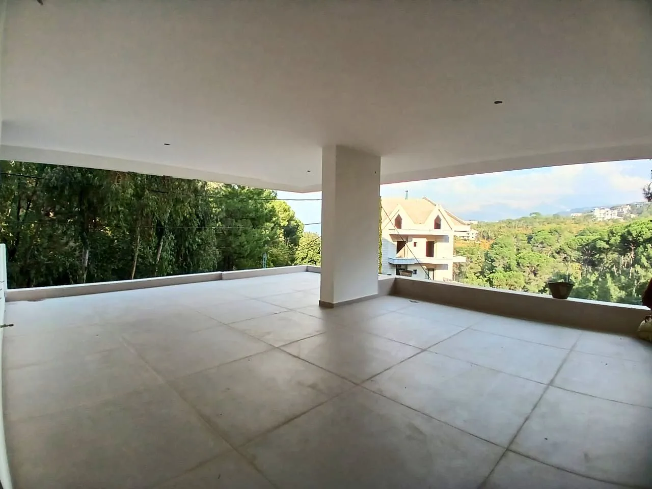 Apartment for Sale in Bharsaf, Lebanon — الصورة 4