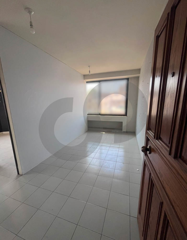OFFICE/PRIME LOCATION / 5TH FLOOR/BUSINESS AREA/HAZMIYEH ,BAABDA — الصورة 3
