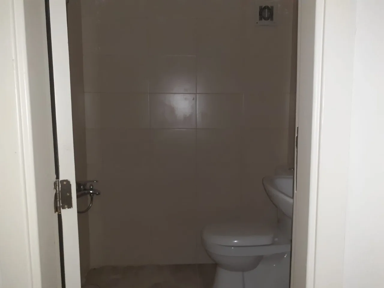 Apartment for Sale in Zouk Mosbeh, Lebanon — الصورة 4
