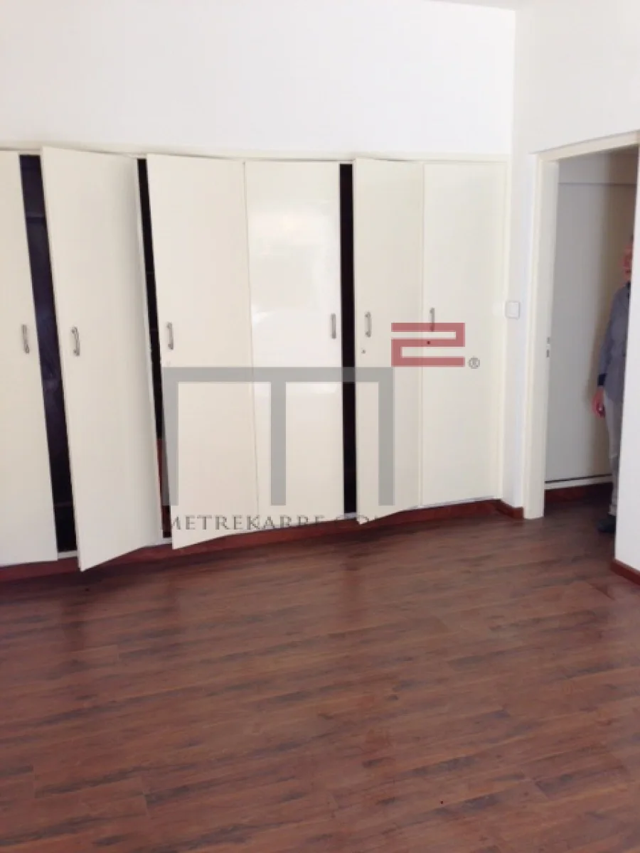 Apartment for Rent in Hamra — الصورة 4