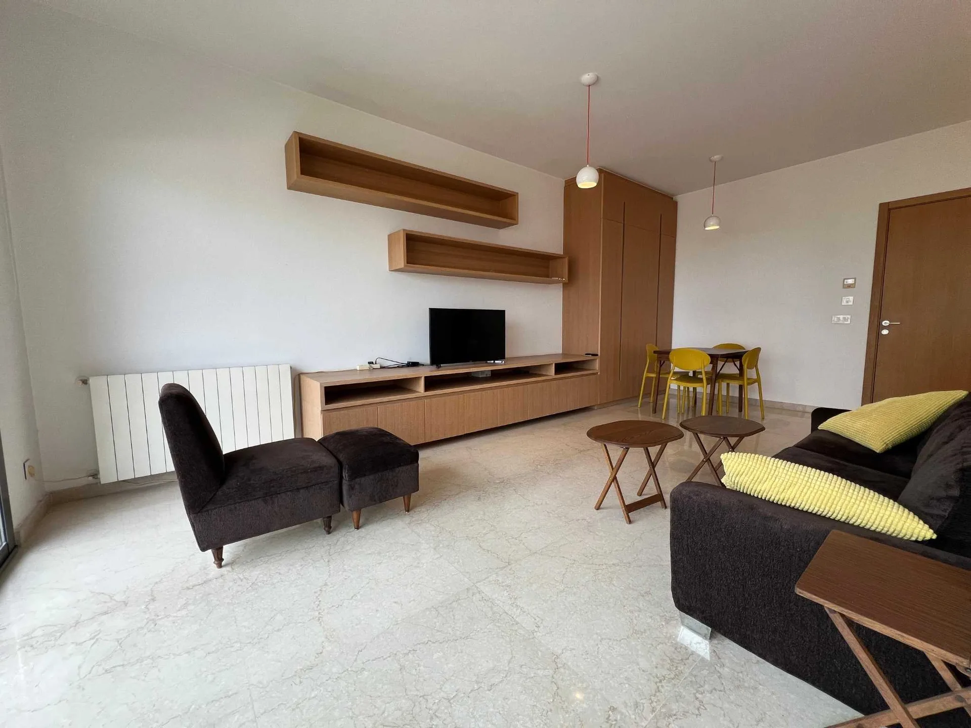 Apartment for Rent in Achrafieh, Beirut, Lebanon — الصورة 2