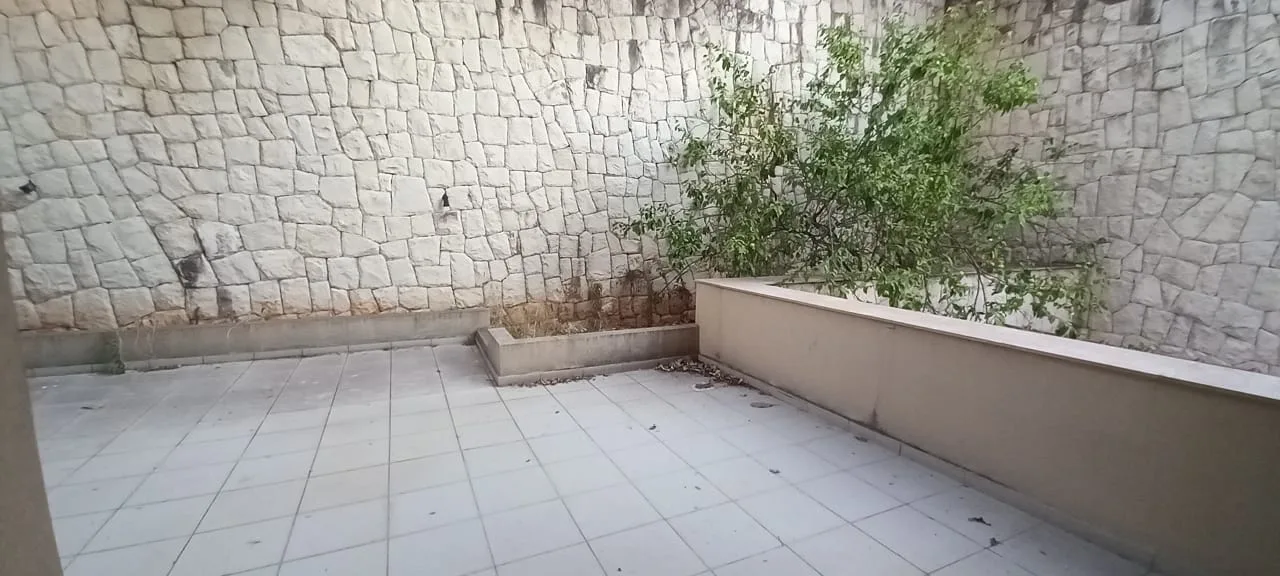 Apartment for Sale in Haret Sakher, Lebanon — الصورة 9