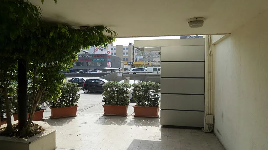 Office for Sale in Daoura — الصورة 7