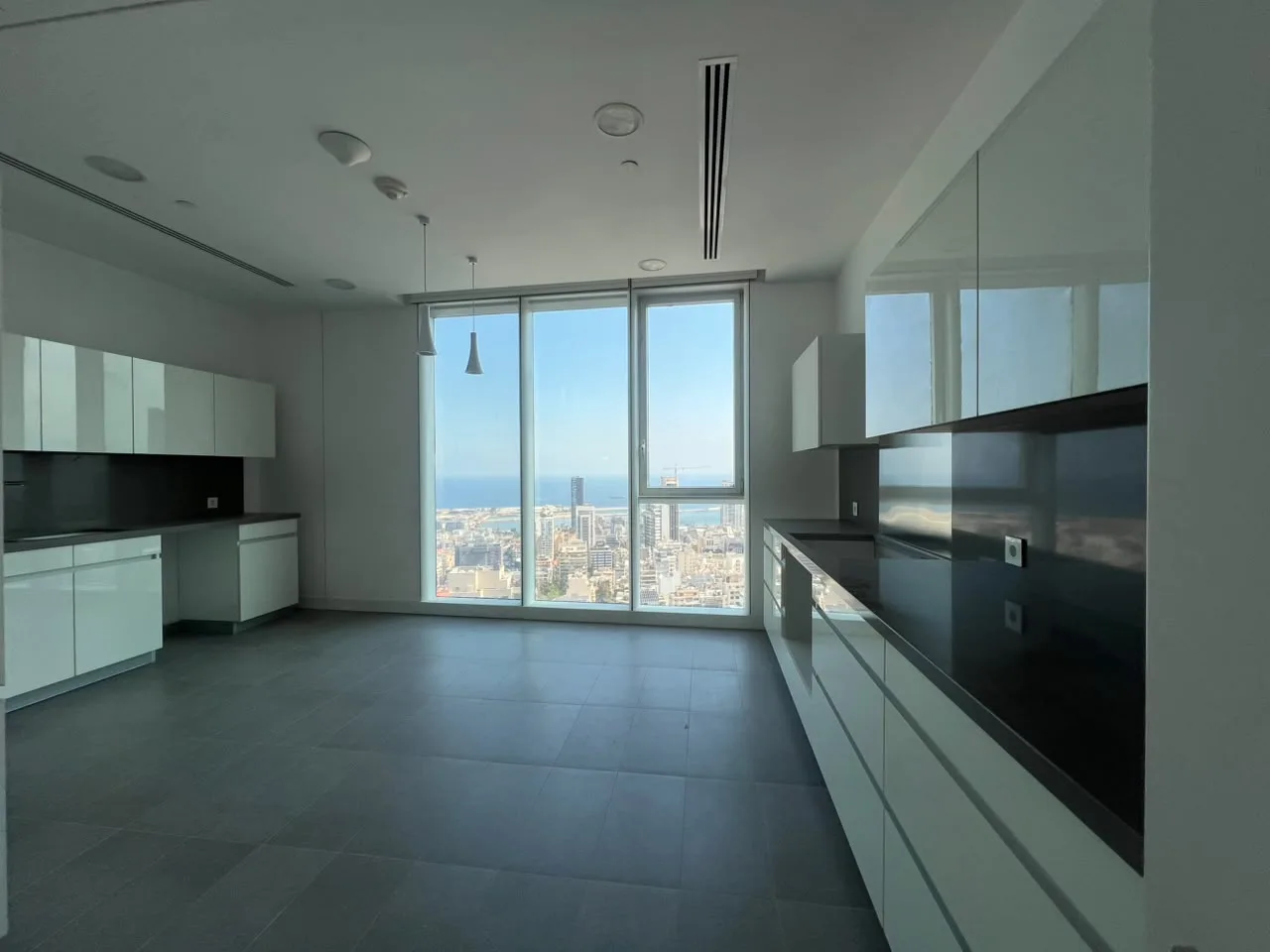 Apartment for Rent in Achrafieh — الصورة 3