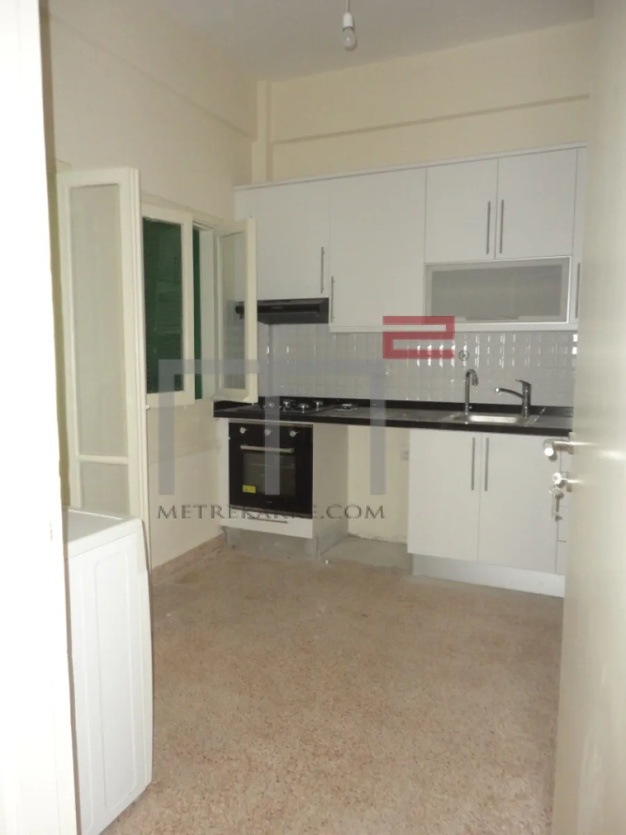 Apartment for Rent in Gemmayze — الصورة 3