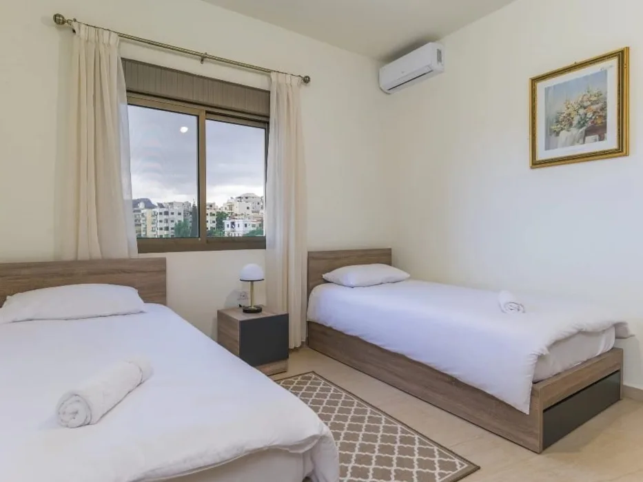 Apartment for Rent in Batroun — الصورة 10