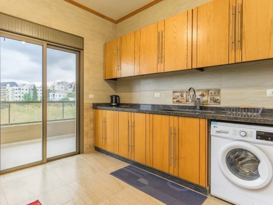 Apartment for Rent in Batroun — الصورة 6