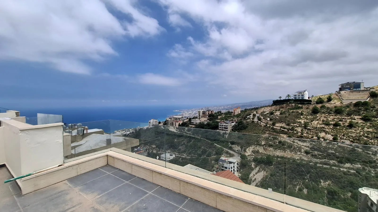 Duplex for Sale in Halat — الصورة 6