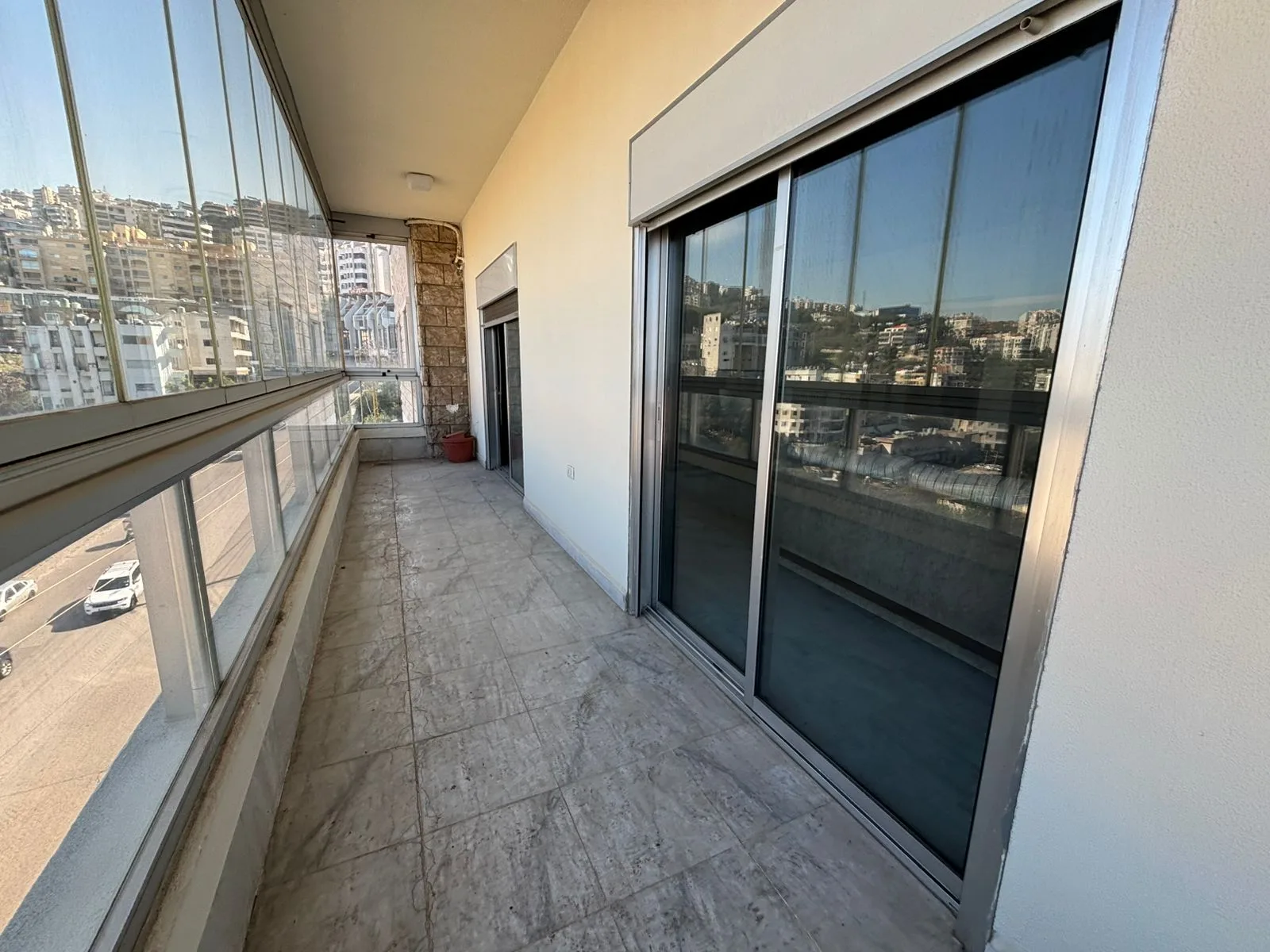 Apartment for Rent in Mtaileb, Lebanon — الصورة 4