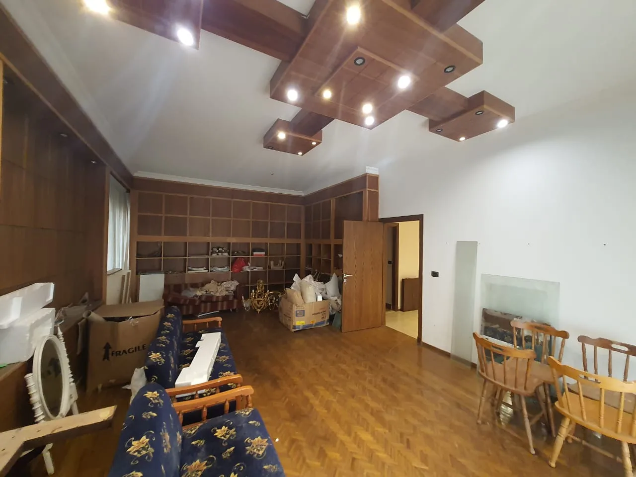 Office for sale in Mansourieh — الصورة 2