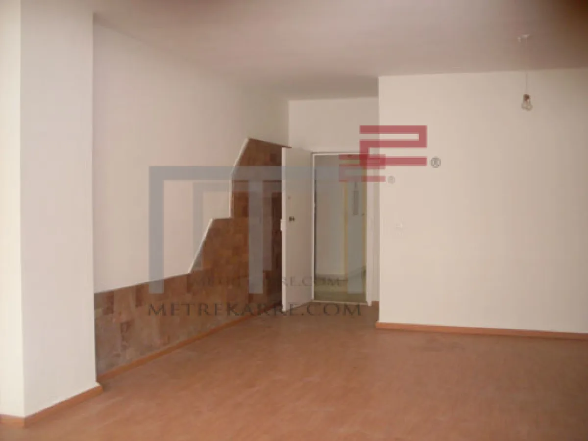 Apartment for Rent in Clemenceau