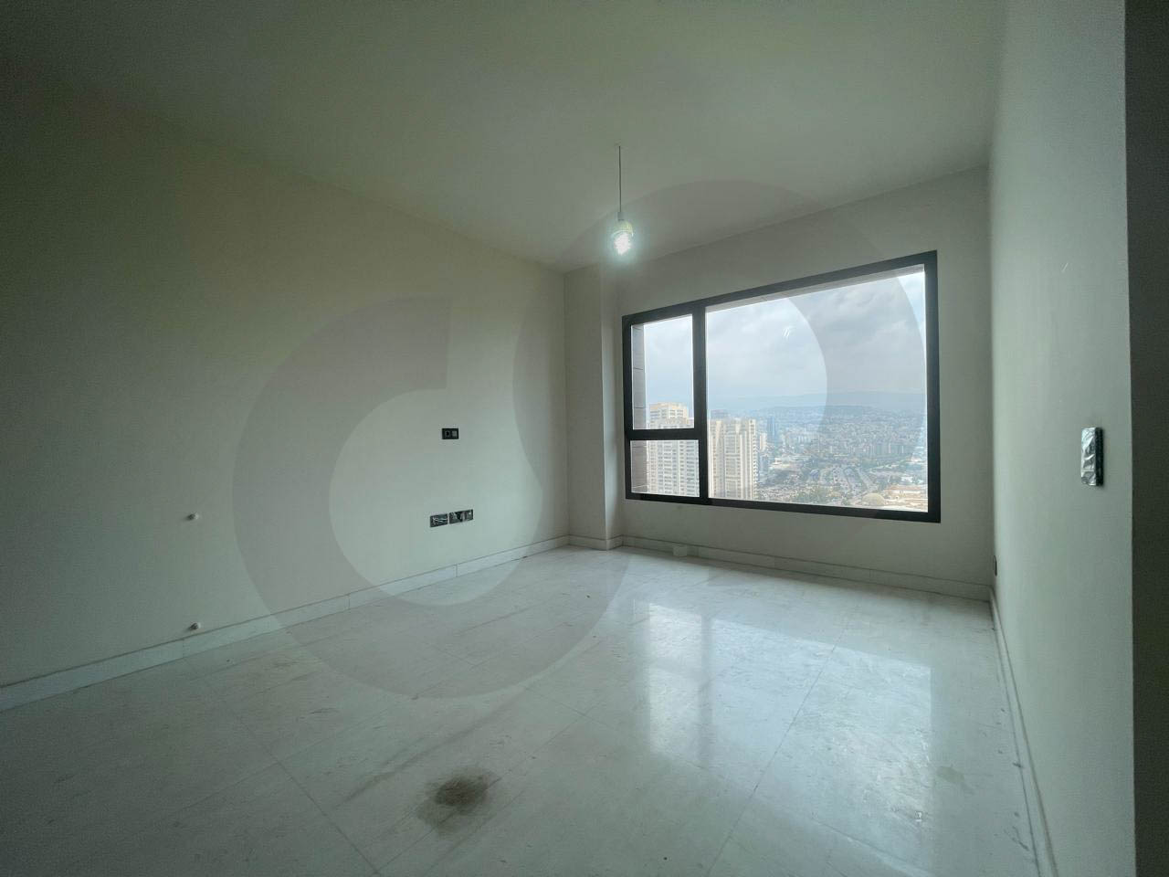 Apartment For Sale/Prime location/Very well maintained Building/Open View/ACHRAFIEH-BEIRUT — الصورة 3