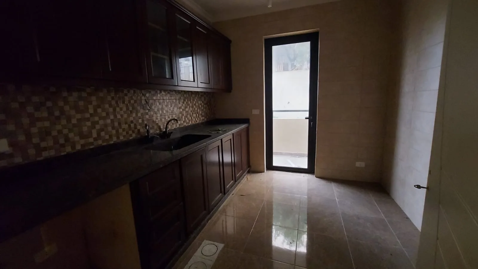 Apartment for Sale in Blat, Lebanon — الصورة 4
