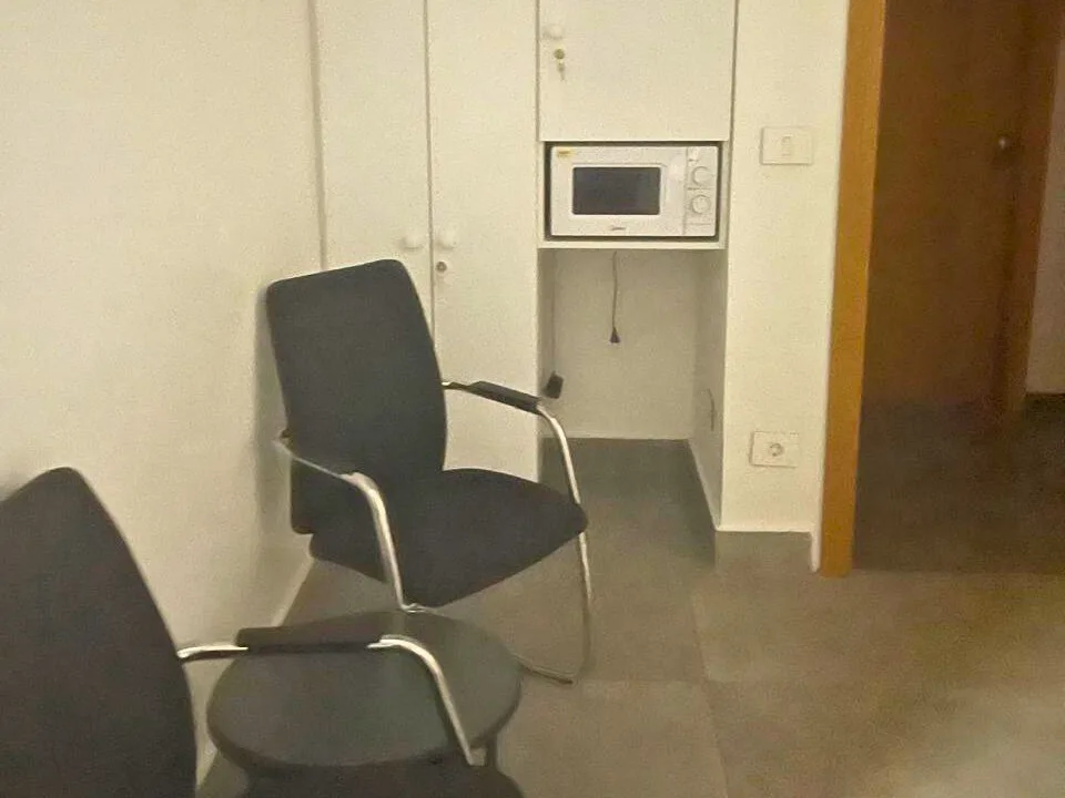 Office for Sale in Spears — photo 3