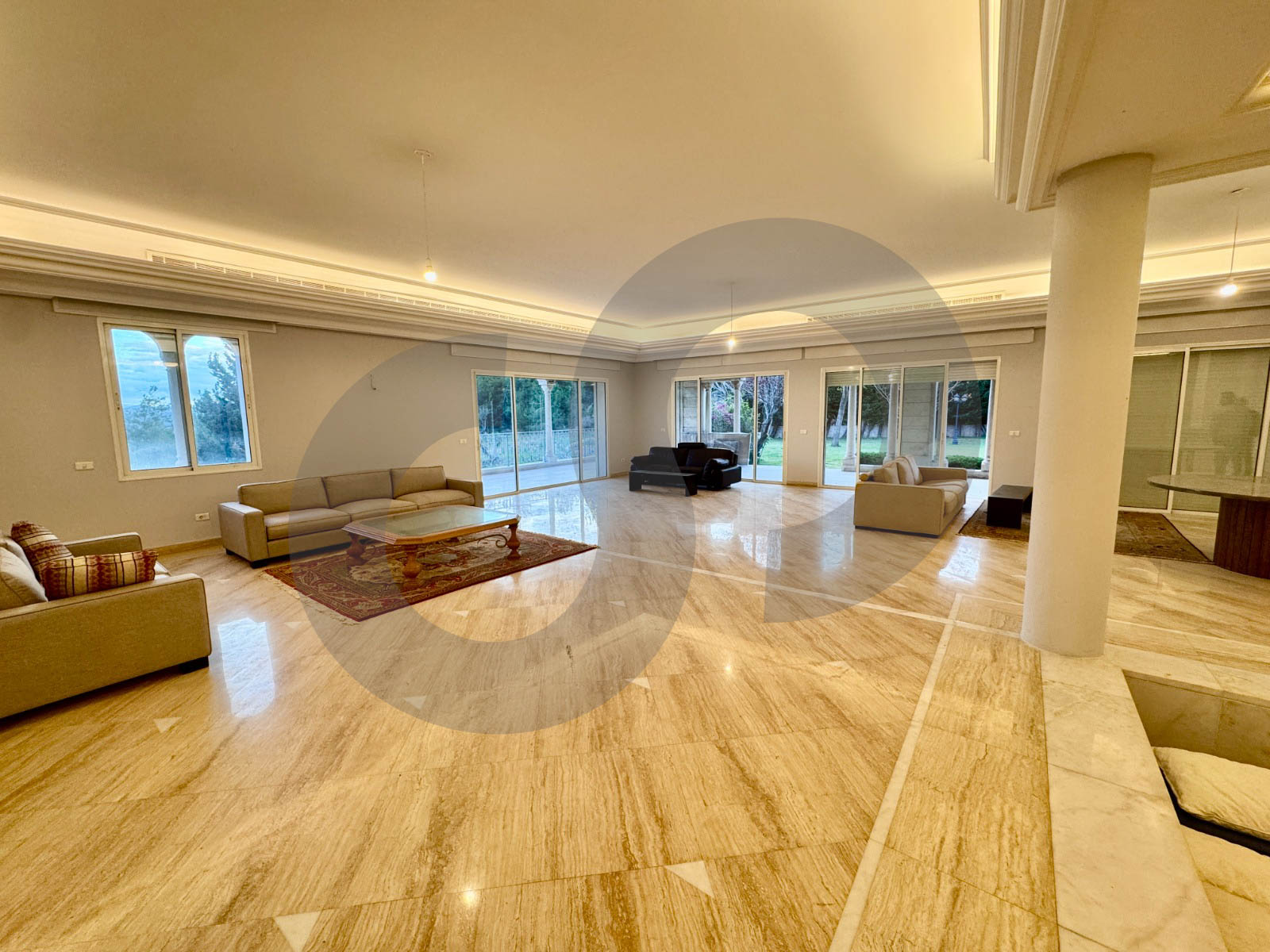 Private Ultra-Luxury Gated Villa, Keserwan - Fatqa — الصورة 3