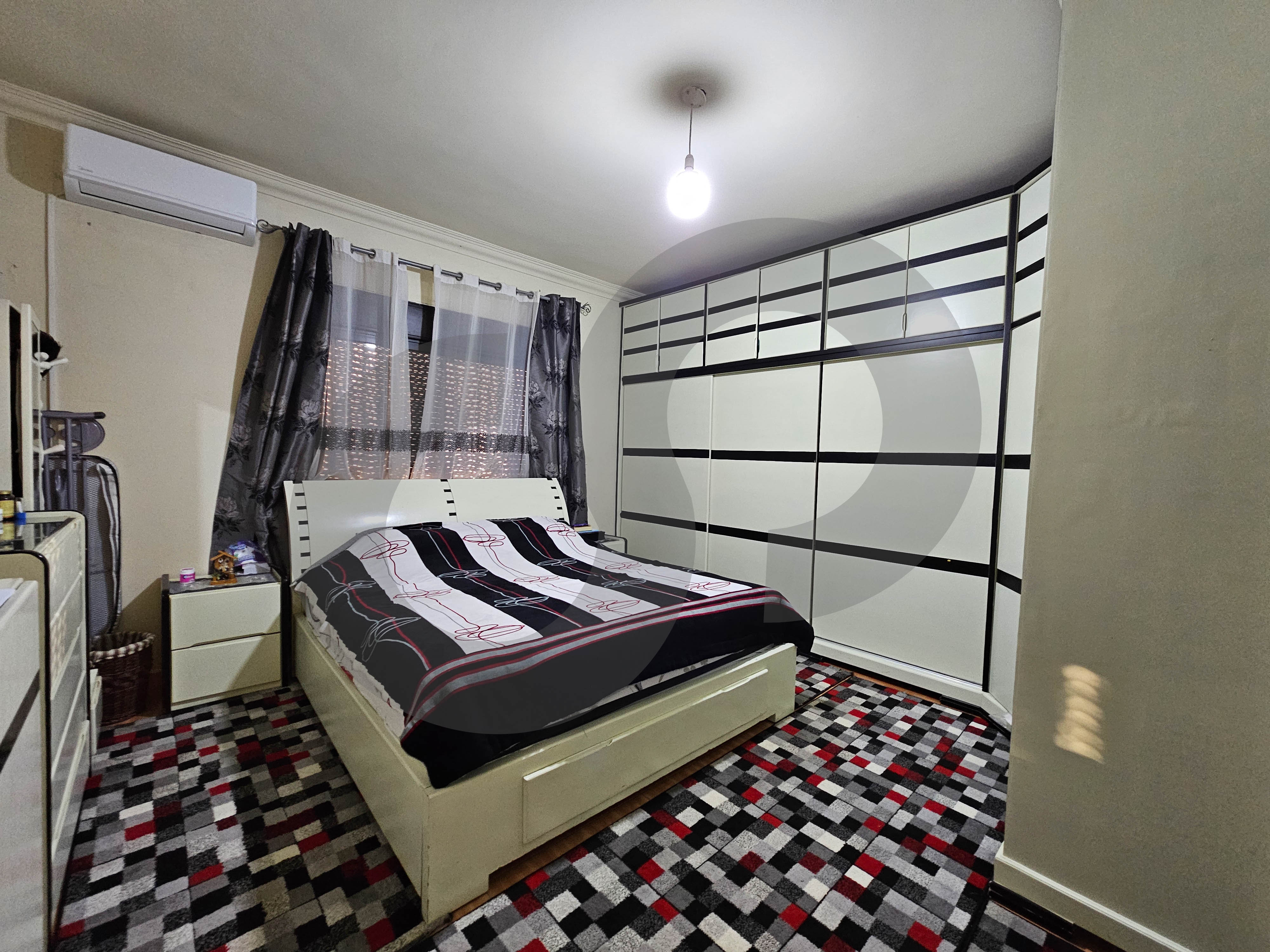covered parking, Open view, Calm area, adonis — الصورة 2