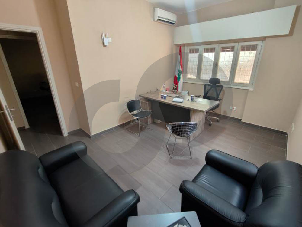 GREAT DEAL, APARTMENT FOR SALE, TERRACE, RAS AL NABAA-BEIRUT — الصورة 3