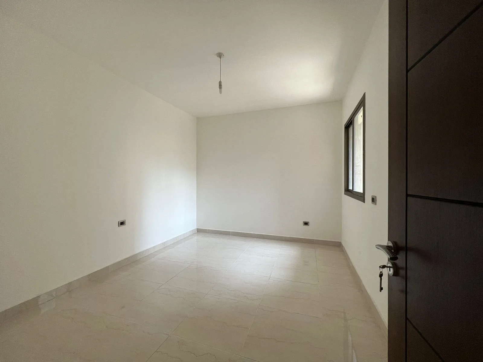 Apartment for Sale in Nasra, Achrafieh, Beirut, Lebanon — الصورة 7