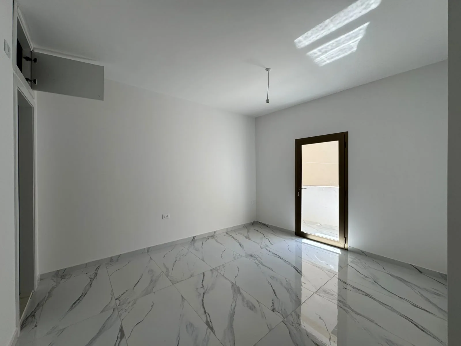 Apartment for Rent in Roumieh — الصورة 5