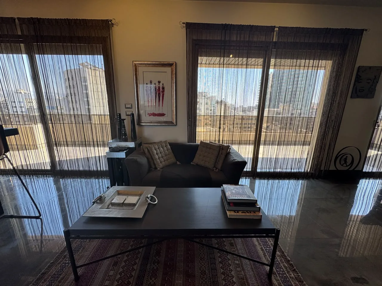 Apartment for Sale in Hamra, Ras Beirut — الصورة 2