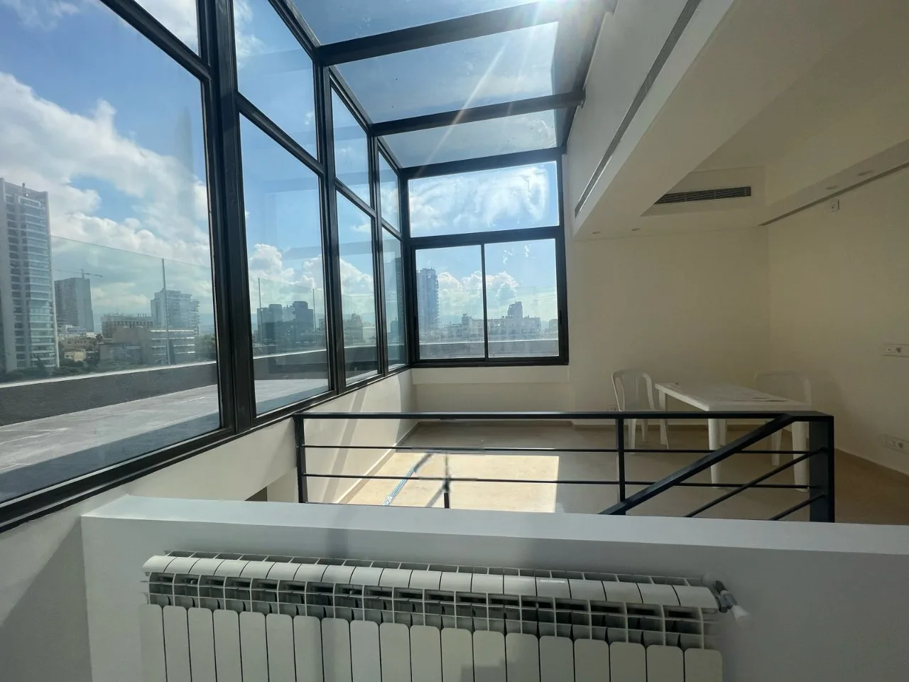 Penthouse for sale in Caree d'or, Achrafieh — الصورة 4