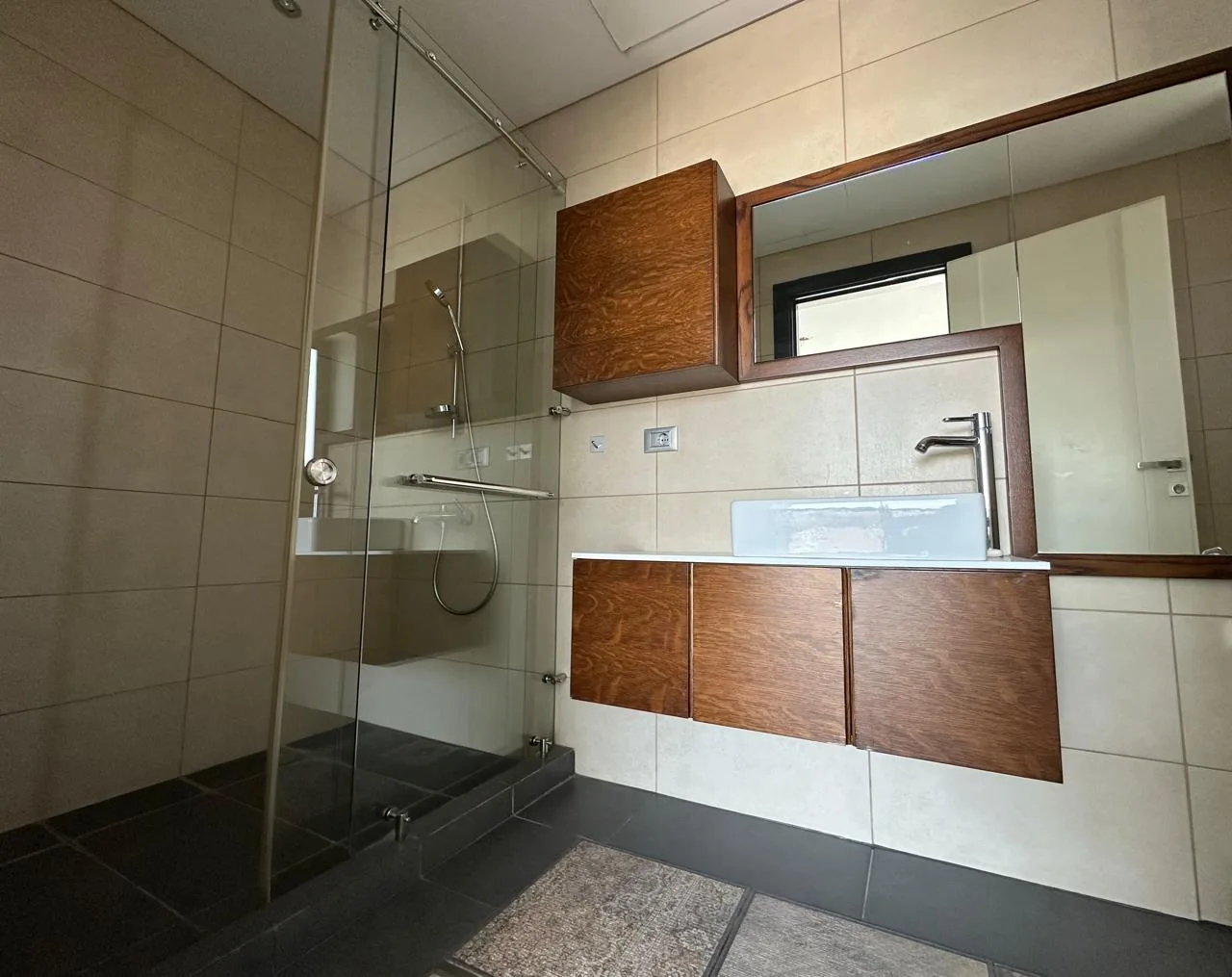 Loft for Sale in Achrafieh, Beirut, Lebanon — الصورة 7