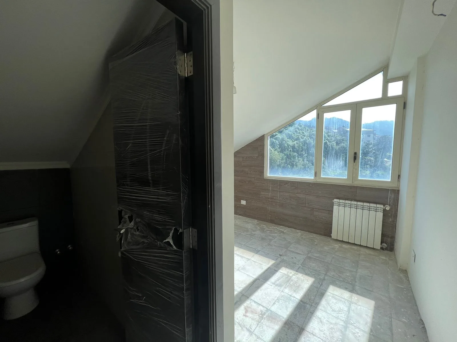 Duplex for Sale in Kfar Hbab, Lebanon — الصورة 5