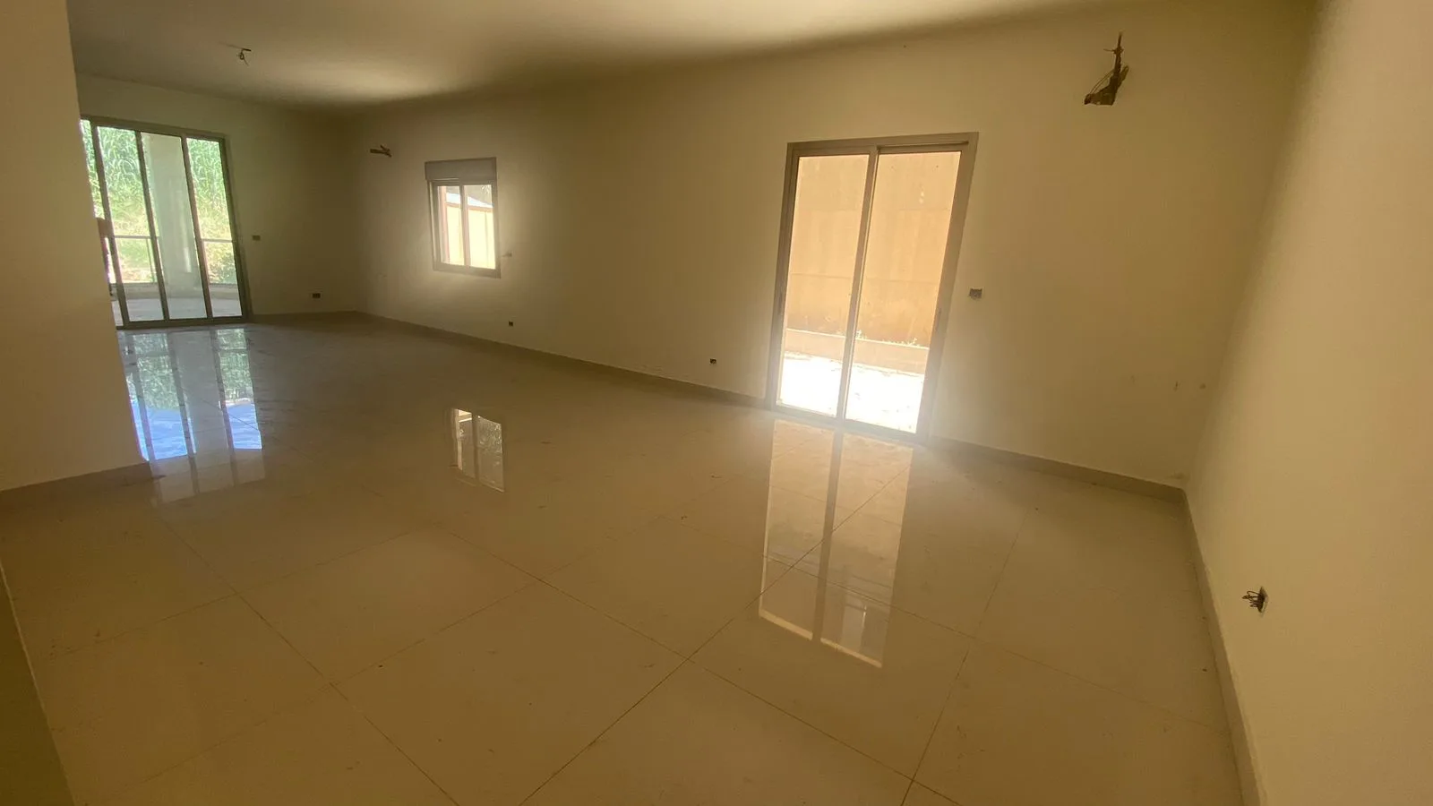 Apartment for Sale in Dik El Mehdi, Lebanon — الصورة 4